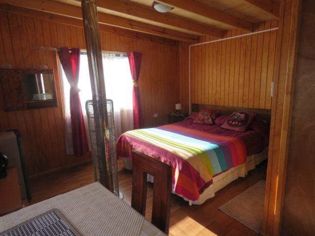 Hostal Y Cabanas Peumayen Puerto Guadal Bagian luar foto
