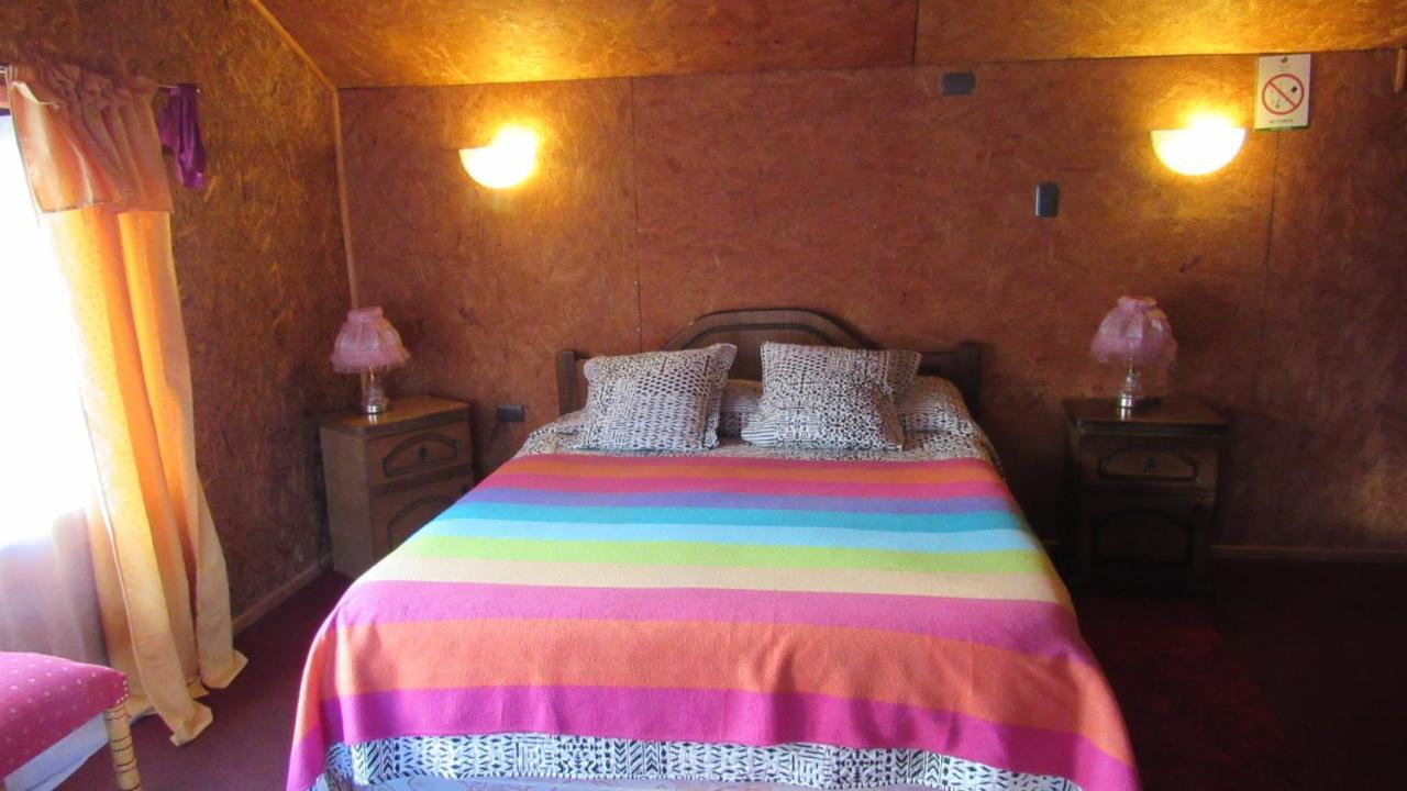 Hostal Y Cabanas Peumayen Puerto Guadal Bagian luar foto